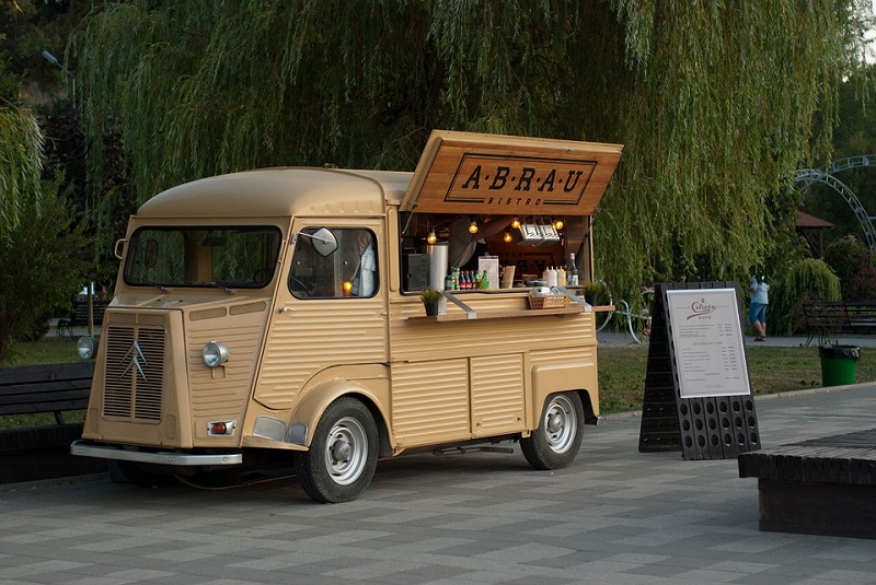 北海道 札幌で人気のキッチンカーはどこ 製作 開業する方法もご紹介 Myキッチンカー 移動販売車の製作 中古車販売 開業 出店サポート 北海道 札幌で人気のキッチンカーはどこ 製作 開業する方法もご紹介 Myキッチンカー 移動販売車の製作 中古車販売 開業 出店サポート