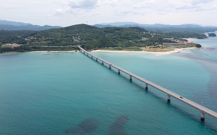 山口県の名所角島大橋