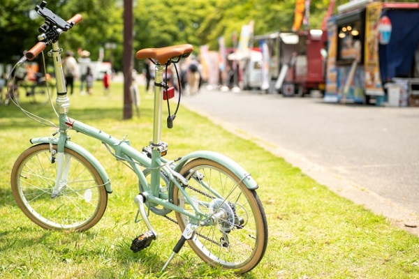 自転車と広場
